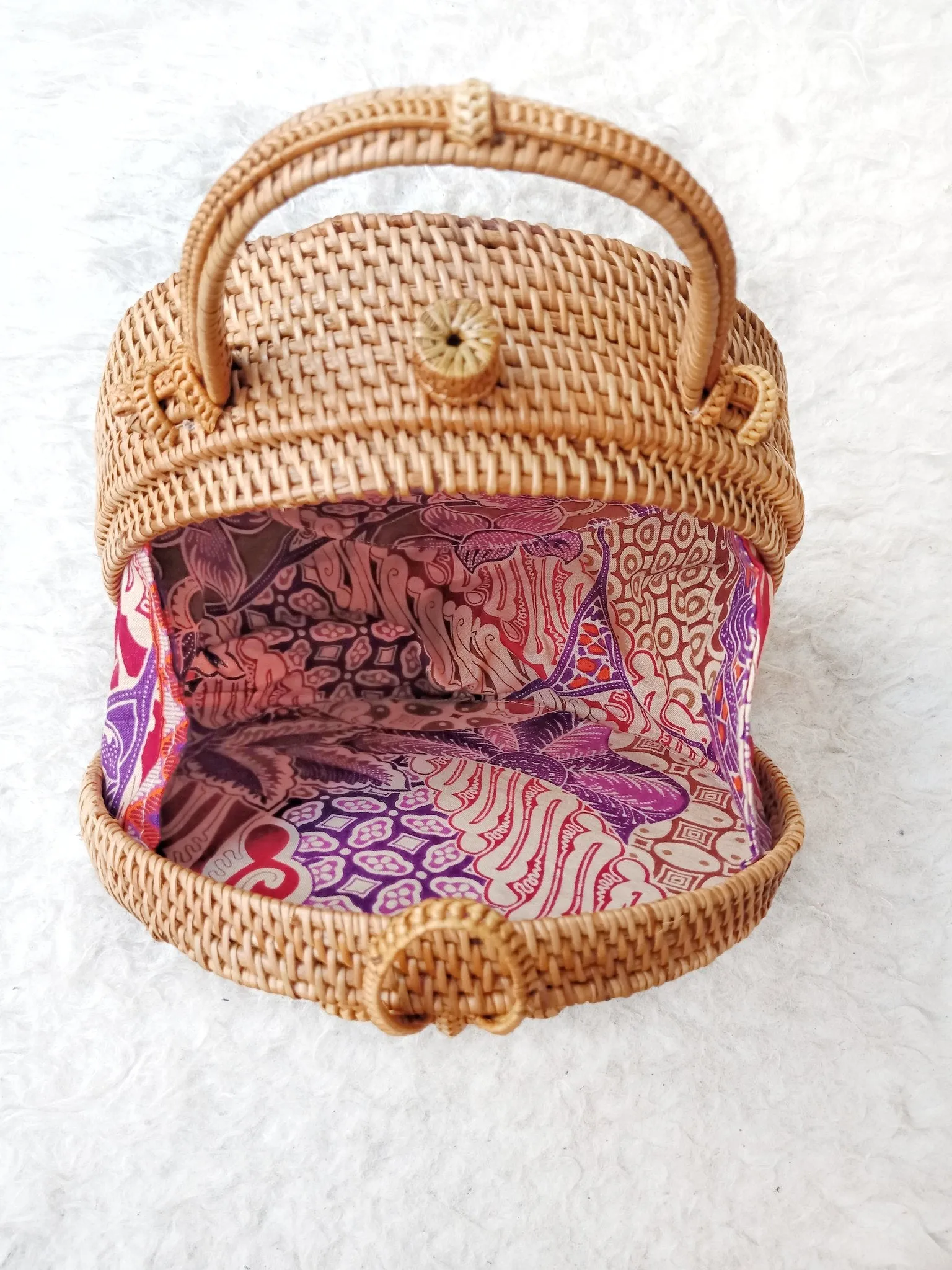 Flores Round Rattan Handbag