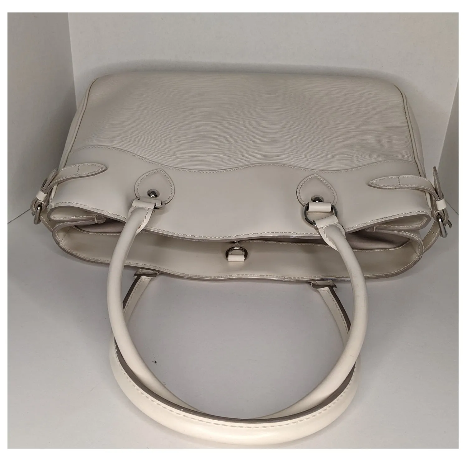 Louis Vuitton Ivorie EPI Leather Passy GM Handbag Satchel